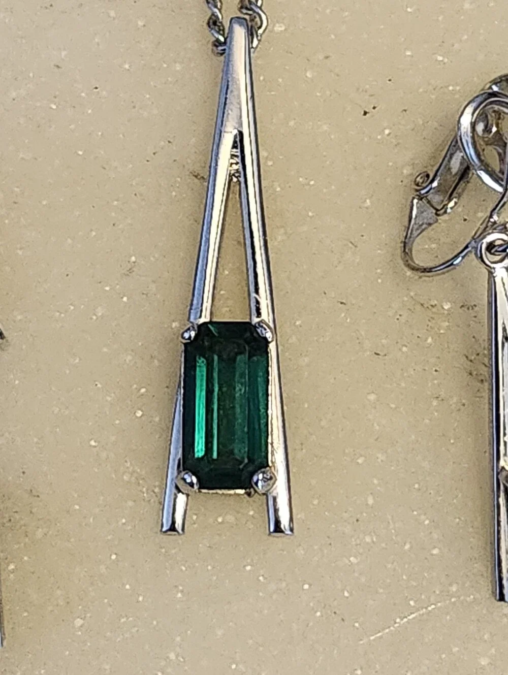 Avon elegant faux